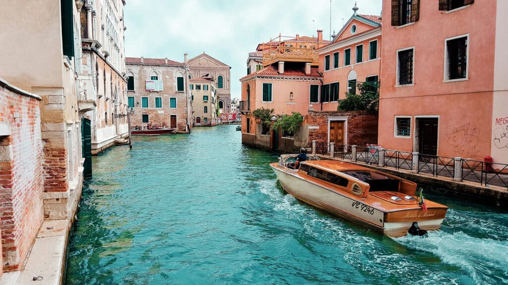 Citizenship.EU | Ancestry Dual Citizenship 2026 - venice